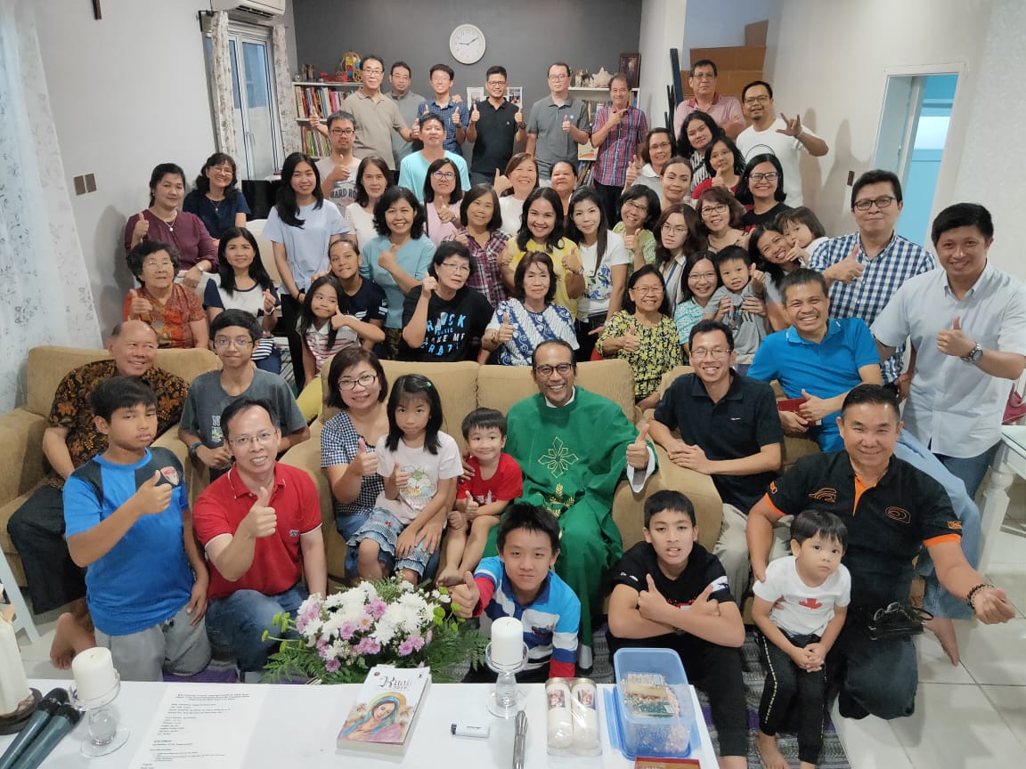 Kunjungan Pastor Bimo OSC ke Castilla. St. Filipus Rasul