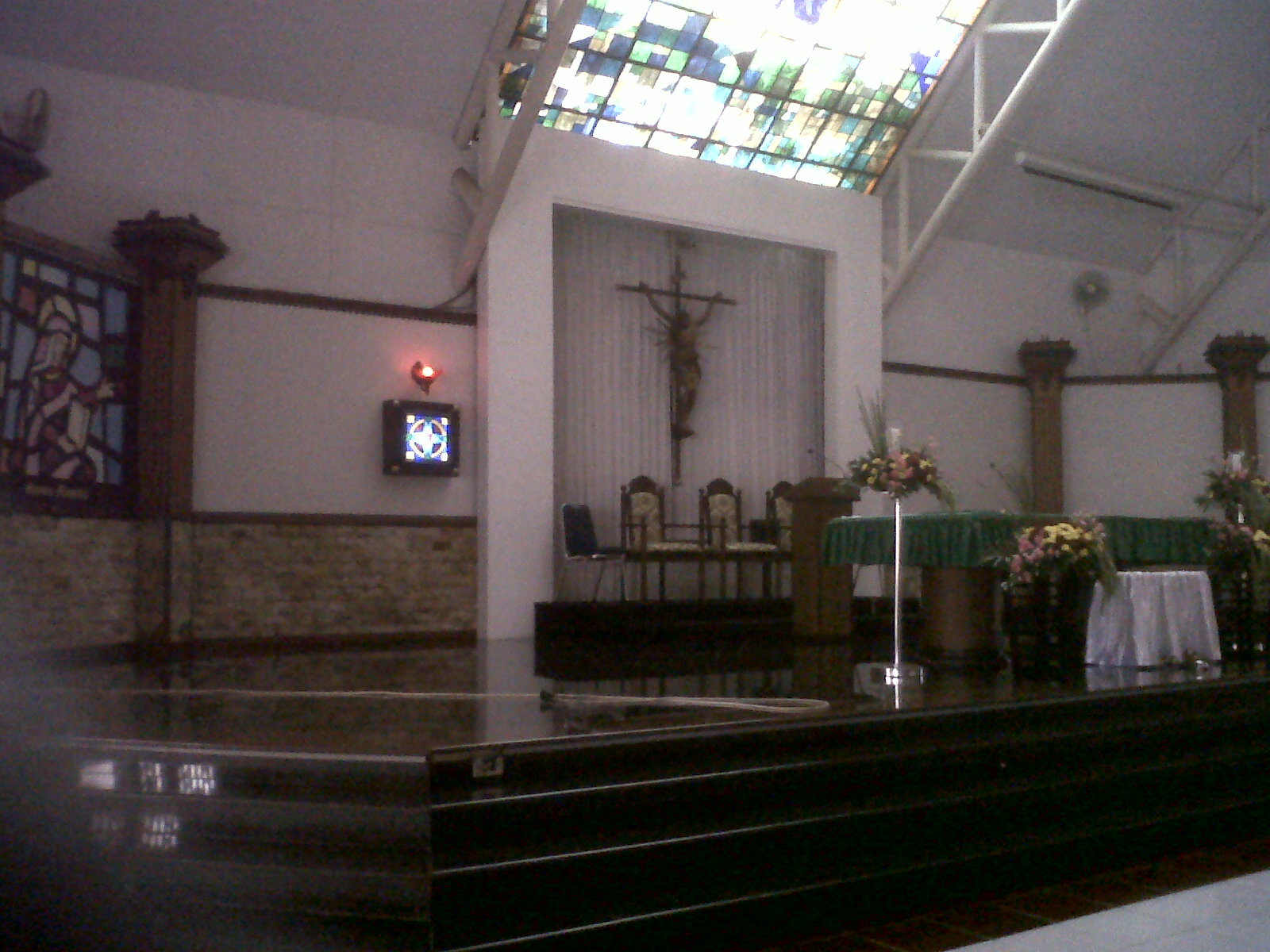 Interior Gereja Santa Monika